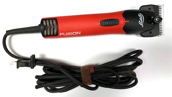 LISTER FUSION CLIPPER Certified Pre-Owned 111055